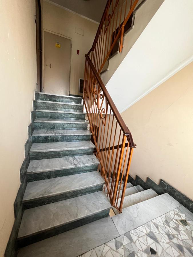 Attico Gabri - Appartamento Con Terrazzo Panoramico Vicino Al Centro Turin Extérieur photo
