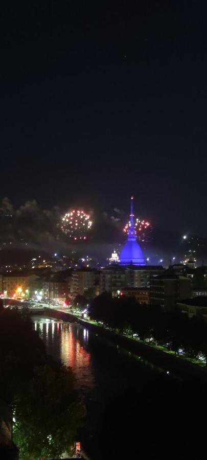 Attico Gabri - Appartamento Con Terrazzo Panoramico Vicino Al Centro Turin Extérieur photo